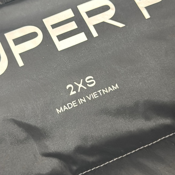 The Super Puff Shorty - Hi-Vis - Picture 4 of 5